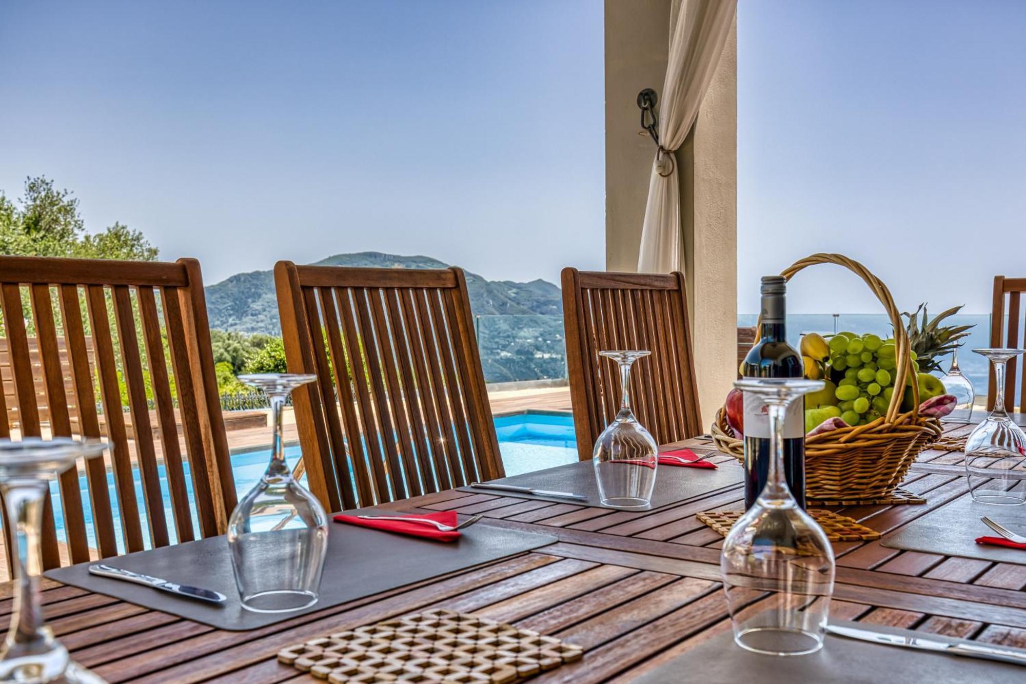 Villa Vardia-Amazing Seaviews With Heated Pool Sinarades Екстер'єр фото